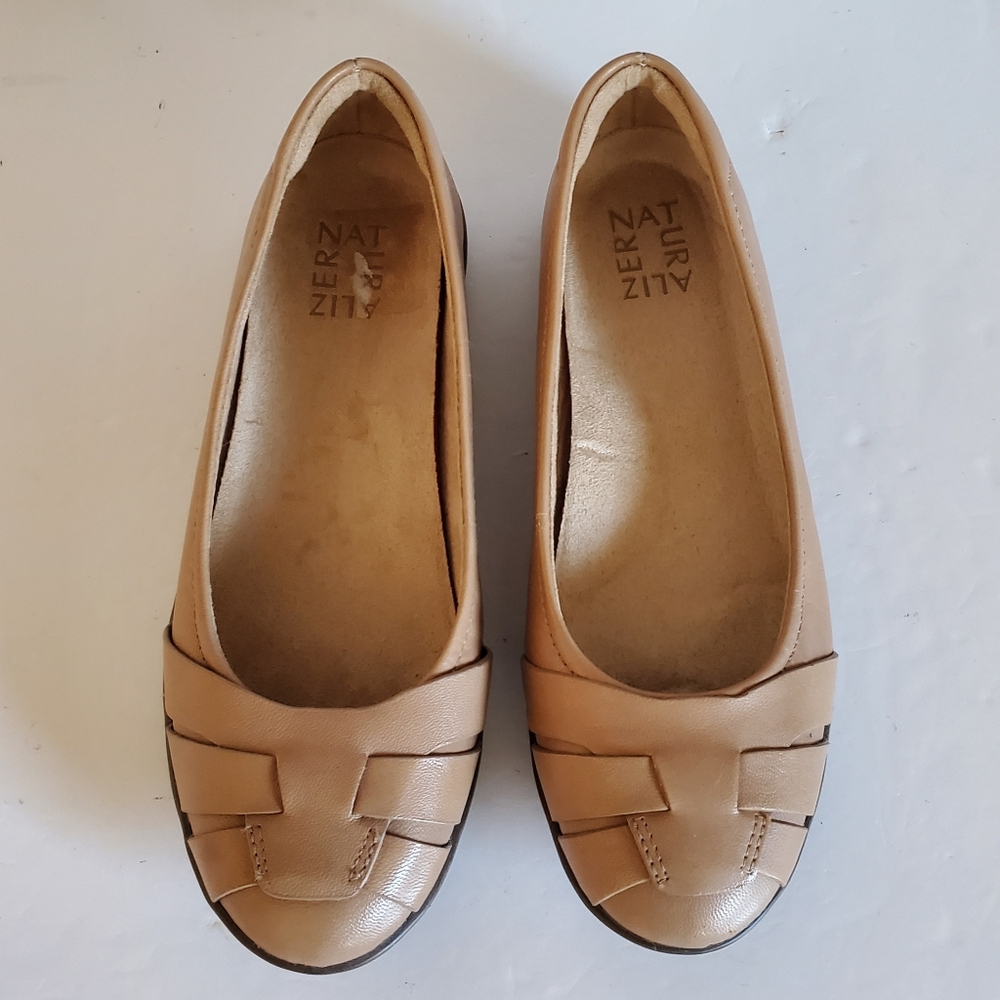 NWOT Naturalizer 7.5 Quiet Luxury Modern Contemporary Neutral Balletcore Flats - Picture 4 of 12